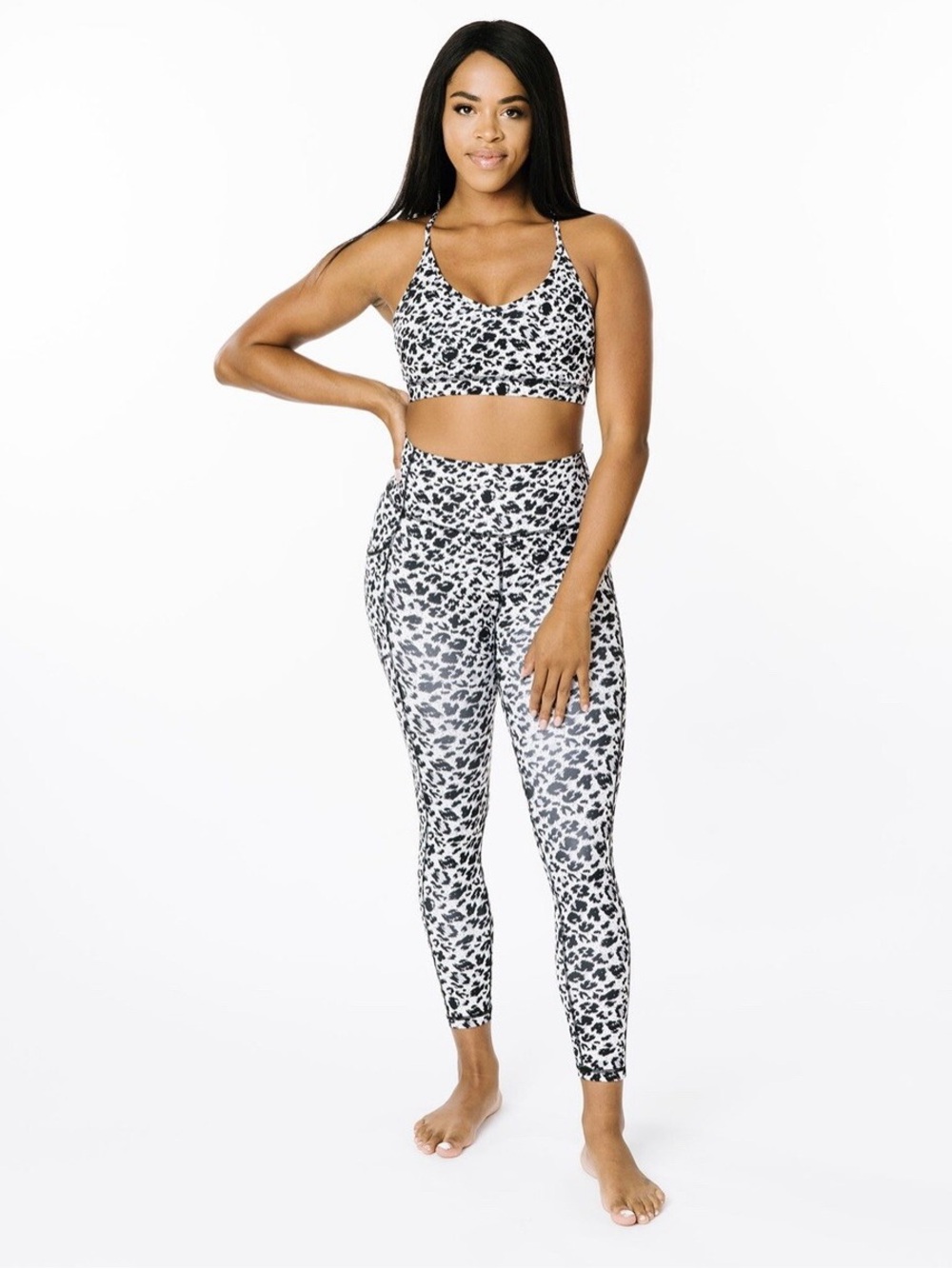 Zyia Active Leopard Print Pocket Light n Tight Leggings Size 2